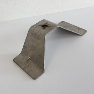 EV80 - Bumper bracket rear right